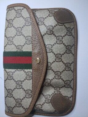 Vintage Gucci GG Supreme Canvas Envelope Clutch Web Stripe